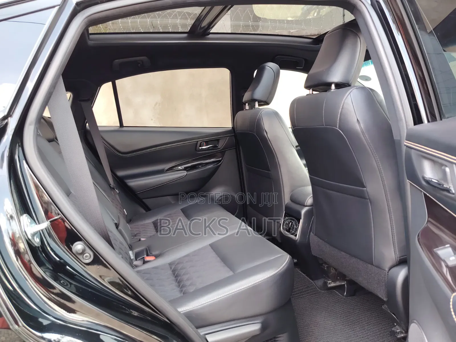 Toyota Harrier 2018