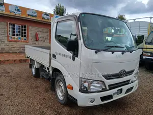 Toyota Dyna 2019