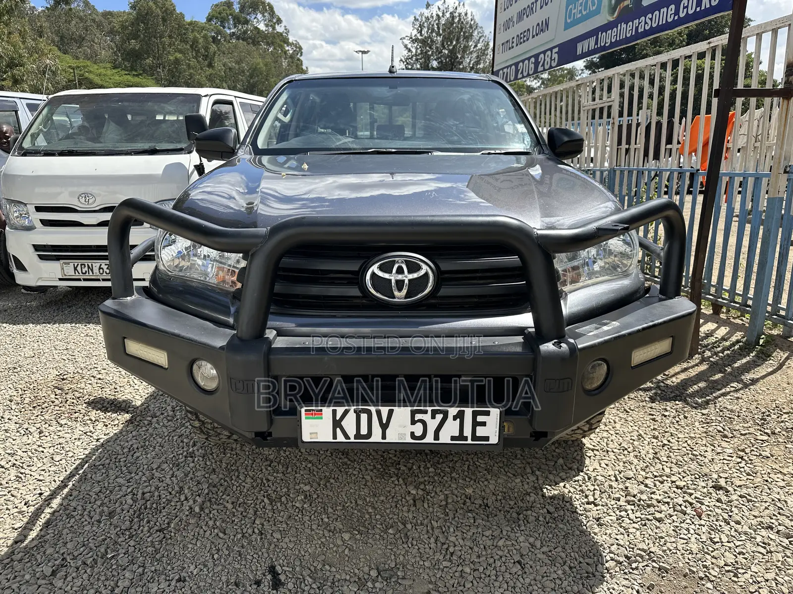 Toyota Hilux 2021 Gray