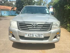 Toyota Hilux 2015 Beige
