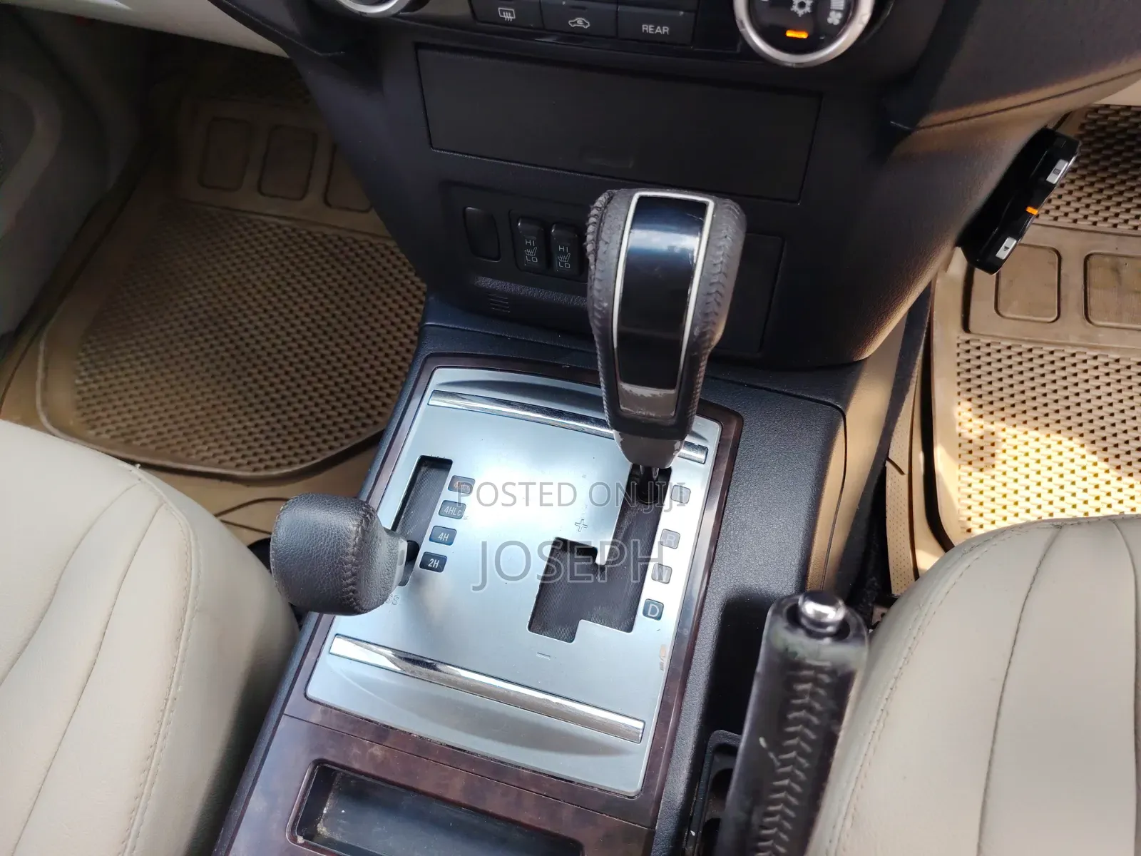Mitsubishi Pajero 2012 Pearl