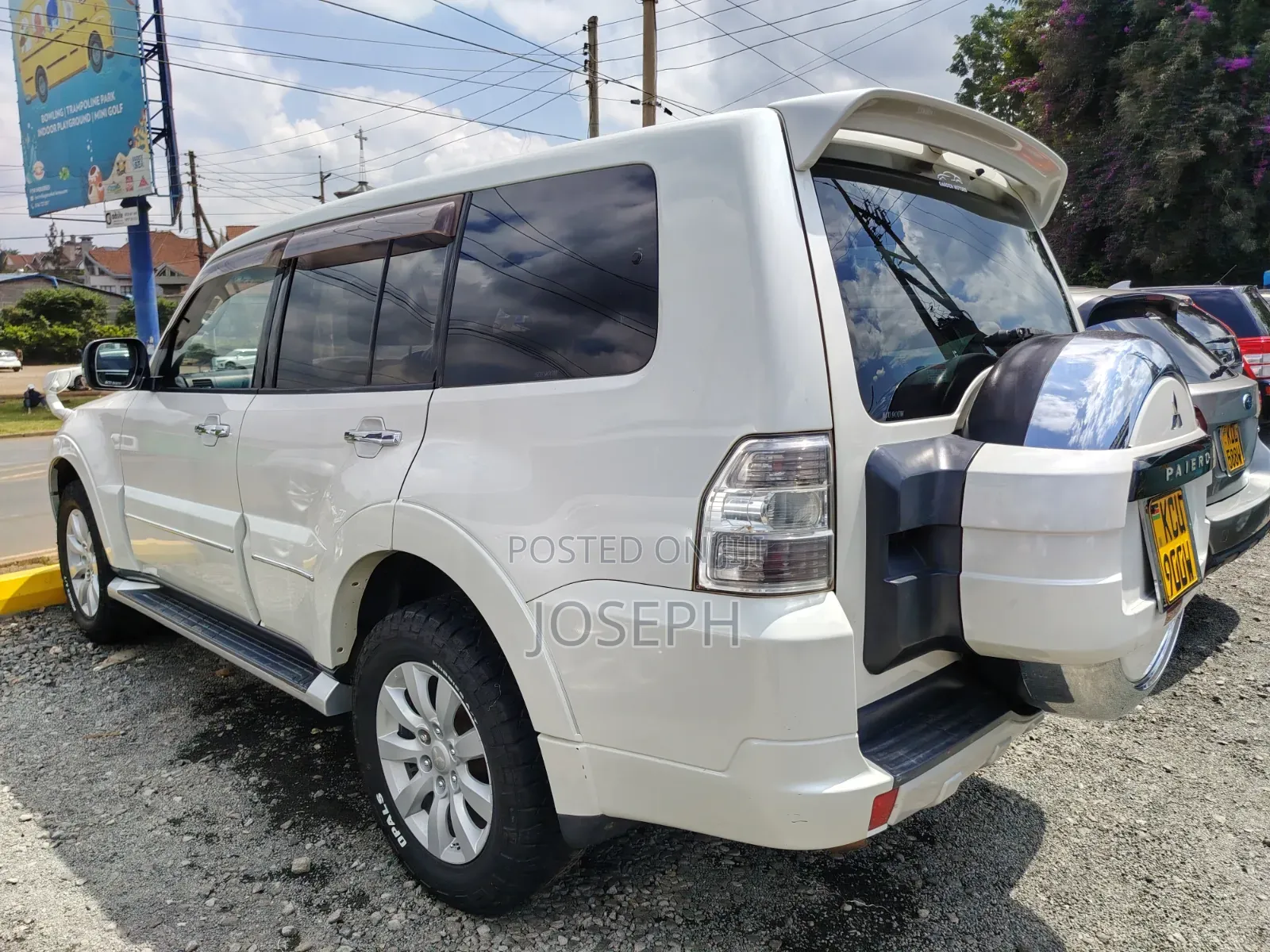 Mitsubishi Pajero 2012 Pearl