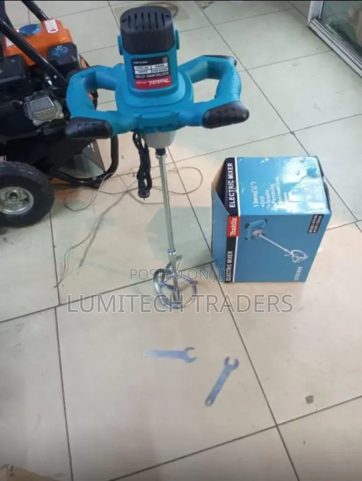 Makita Paint Mixer