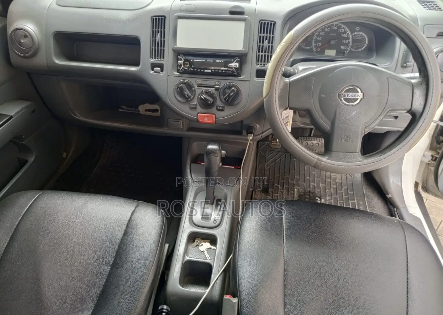 Nissan Advan 2009 White