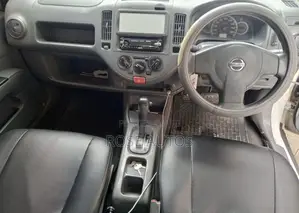 Nissan Advan 2009 White
