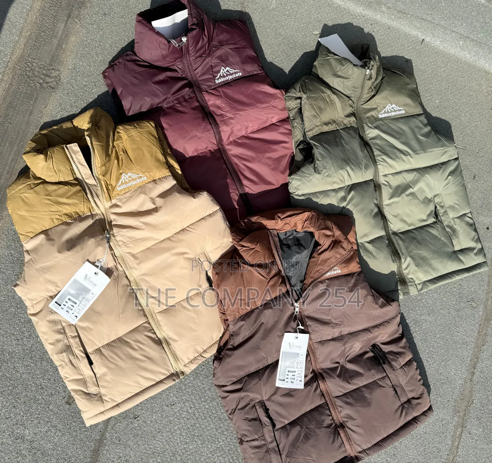 Quality Casual Half Designer Zipper Unisex Jackets Available