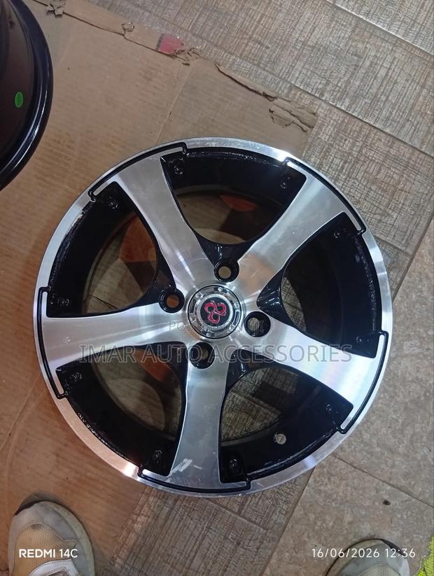 14-Inch 4-Lug Dual-Tone Sports Alloy Wheel - Machined