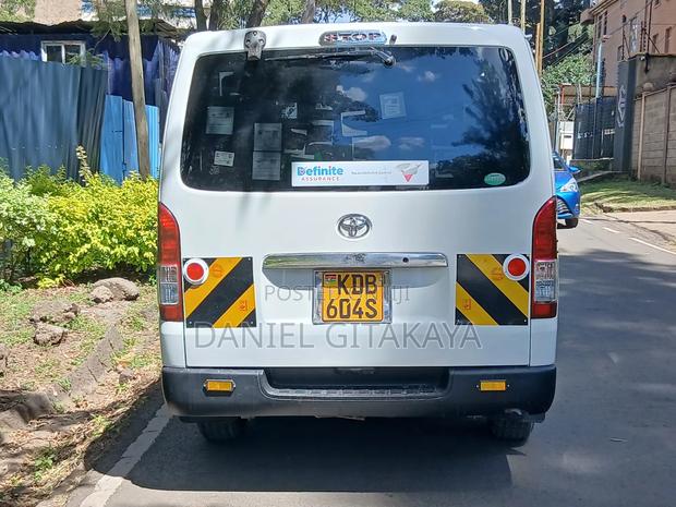 Toyota HiAce 2015 White - thumbnail 6