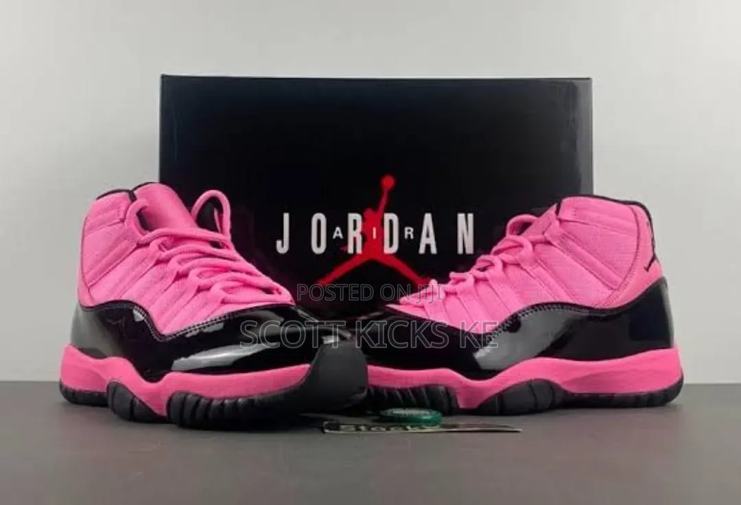 Air Jordan 11 Black Pink