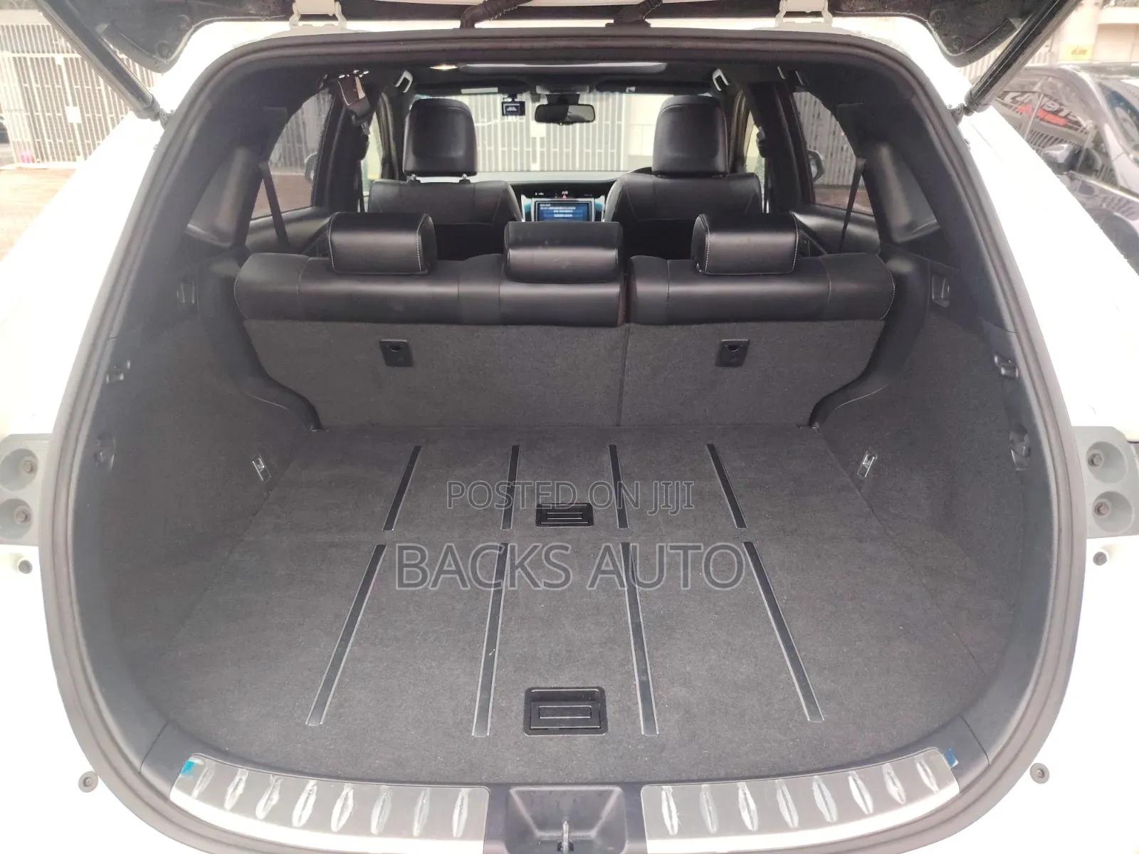 Toyota Harrier 2.0 2020 Pearl