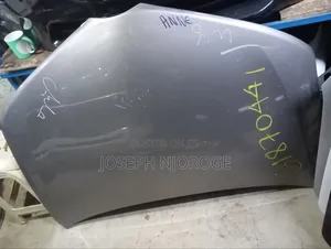 Auris 2015 Bonnet