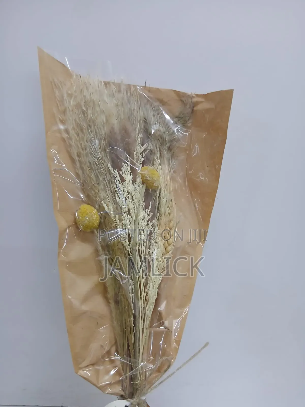 Dried Flower Bouquet - Bz