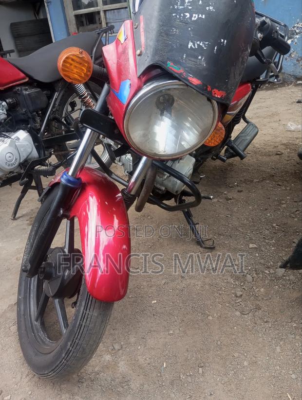 Bajaj Boxer 150 UG 2023 Red - thumbnail 2