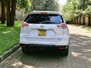 Nissan X-Trail 2017 White