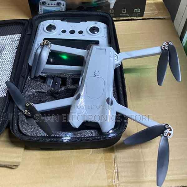 Lightweight – Real-Time S101 Double Camera Drone Brushless