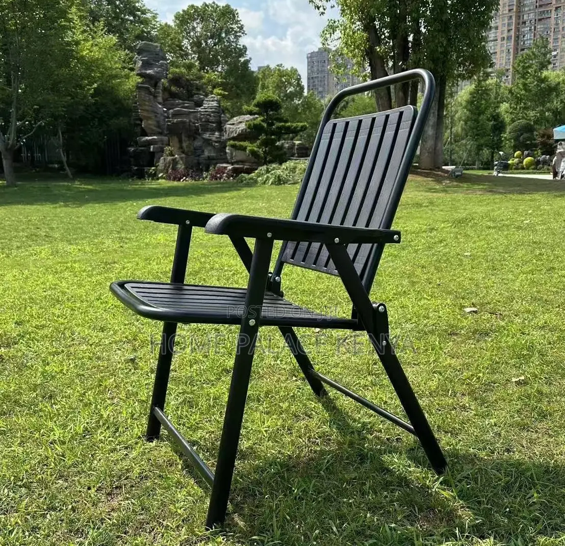Outdoor Chair: Matte Black Heavy Duty Foldable Chair