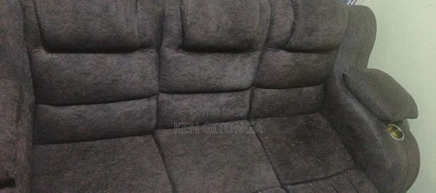 3sitter Semi-Recliner