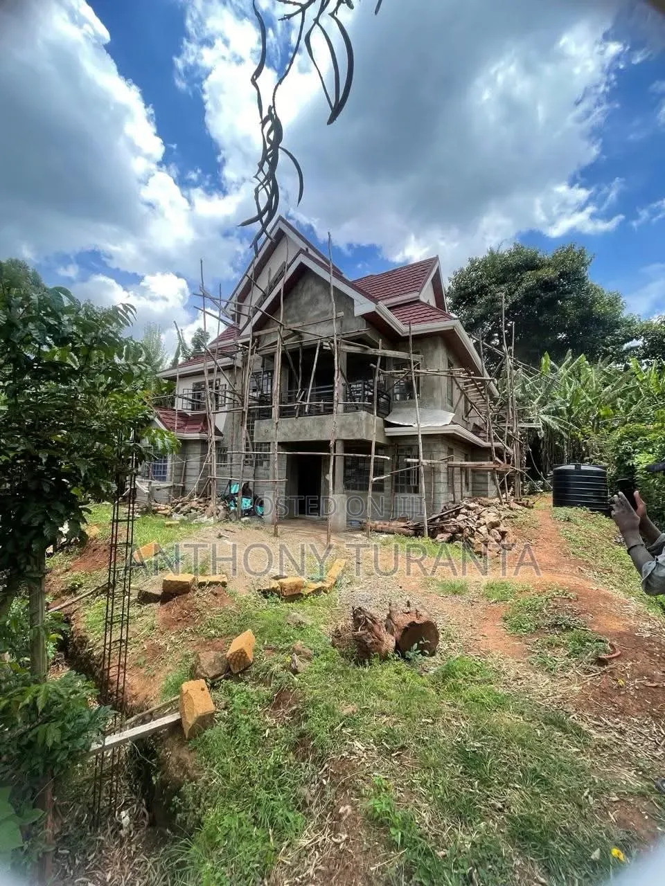 4bdrm Mansion in Kerarapon for sale