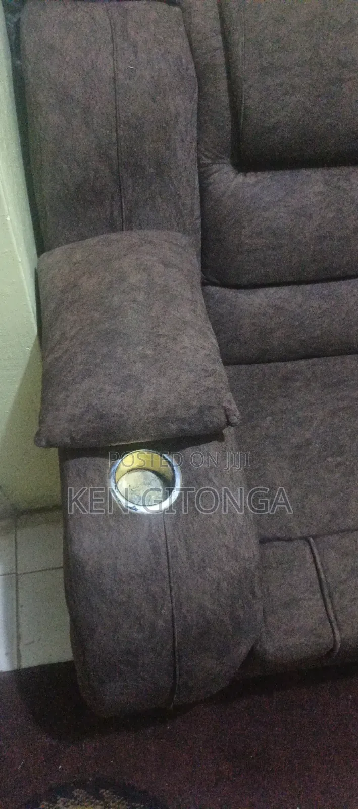 3sitter Semi-Recliner