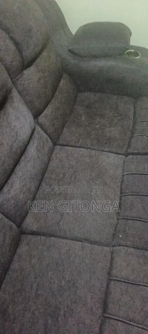 3sitter Semi-Recliner