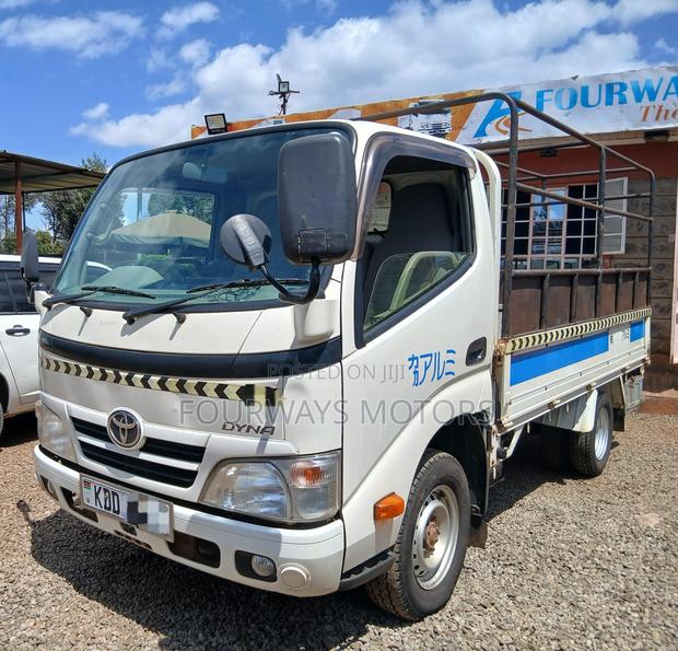 Toyota Dyna 2014 - thumbnail 2