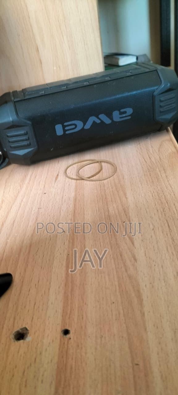 Awei Awei Y280 Portable Bluetooth Speaker - thumbnail 2