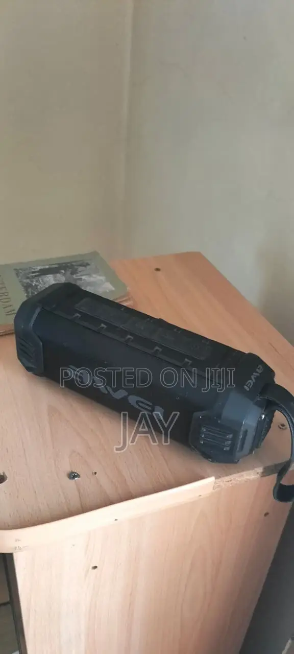 Awei Awei Y280 Portable Bluetooth Speaker