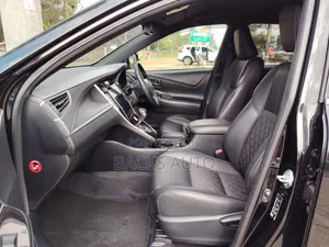 Toyota Harrier 2.0 2019