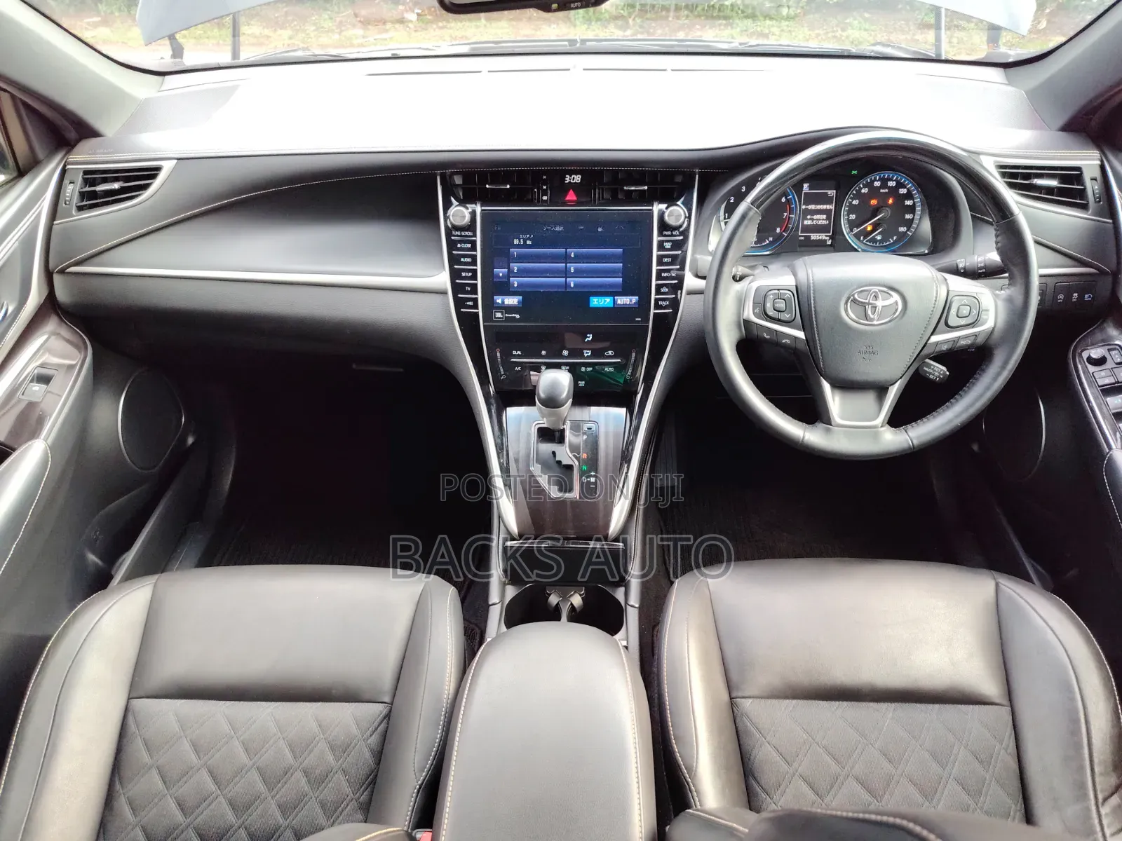 Toyota Harrier 2.0 2019