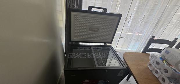 Von Chest Freezer - thumbnail 2