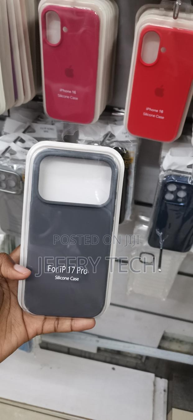 Ip 17 Pro Dark Gray Soft-Touch Silicone Protective Phone Case