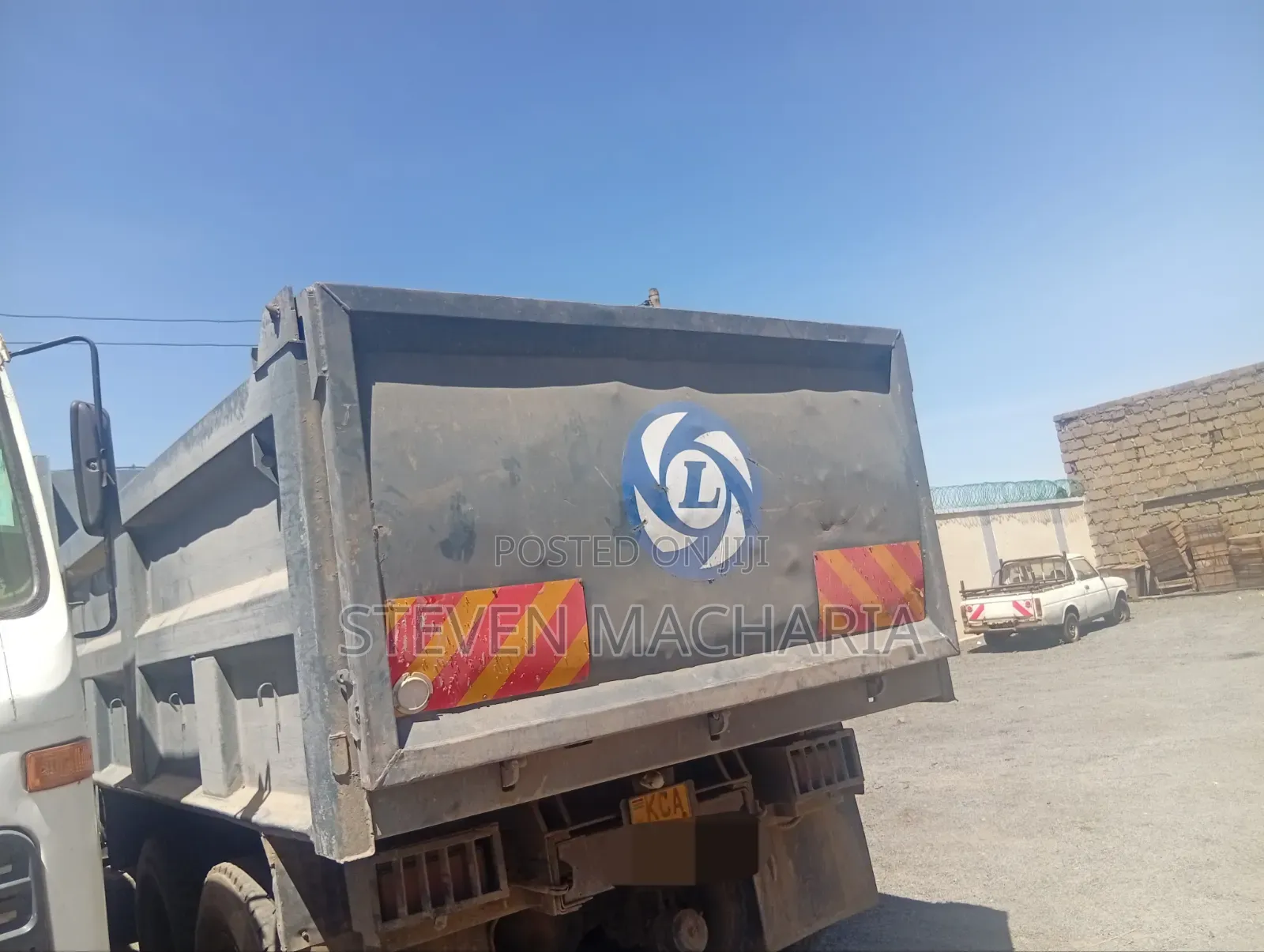 Ashok Leyland 2518i
