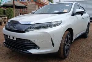 Toyota Harrier 2019 White