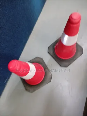 High Visibility Traffic Cone 500mm For Road And Parking Safety