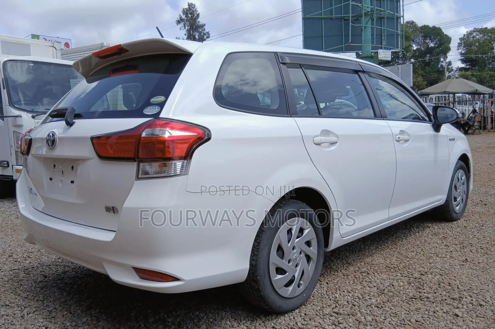Toyota Corolla Fielder 2019 White