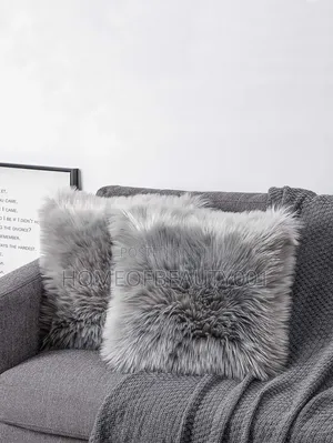 1pc Faux Wool Pillow Cover (Pillow Insert Not Included).