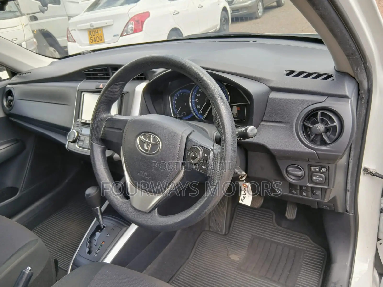Toyota Corolla Fielder 2019 White