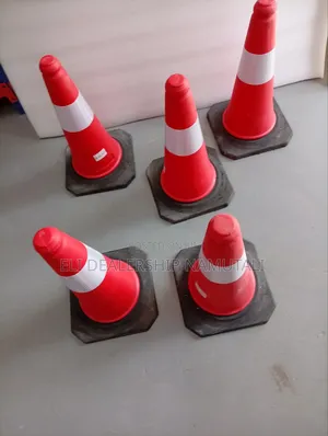 Pvc Traffic Management Cone With Rubber Base
