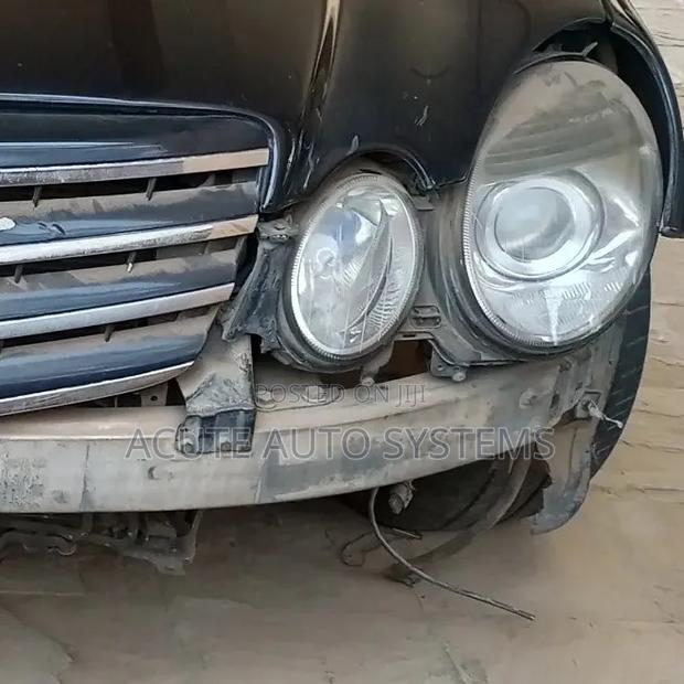 Mercedes-Benz E-Class (W211) LHS Headlight