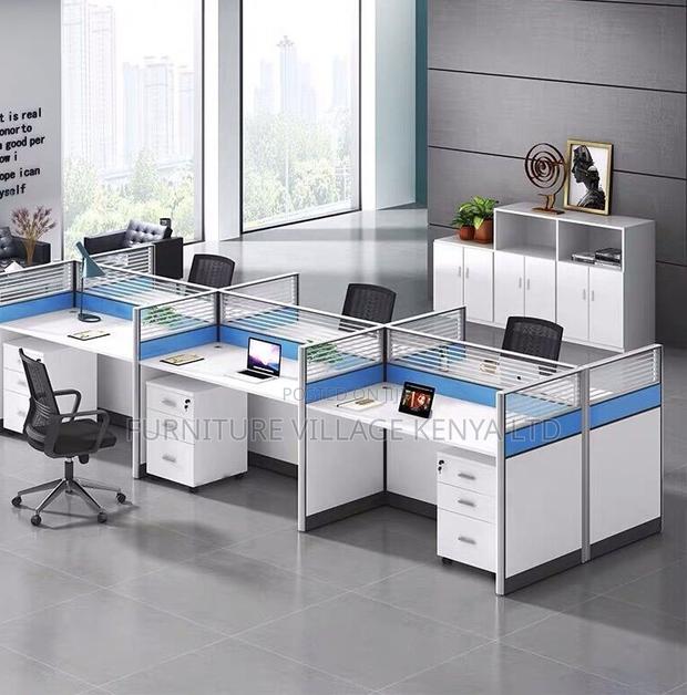 Eco-friendly Six Person Office Workstation