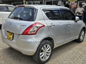Suzuki Swift 2017 Silver