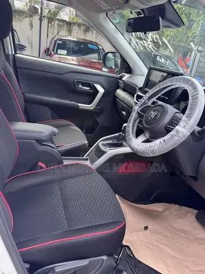 Toyota Raize 2019 White