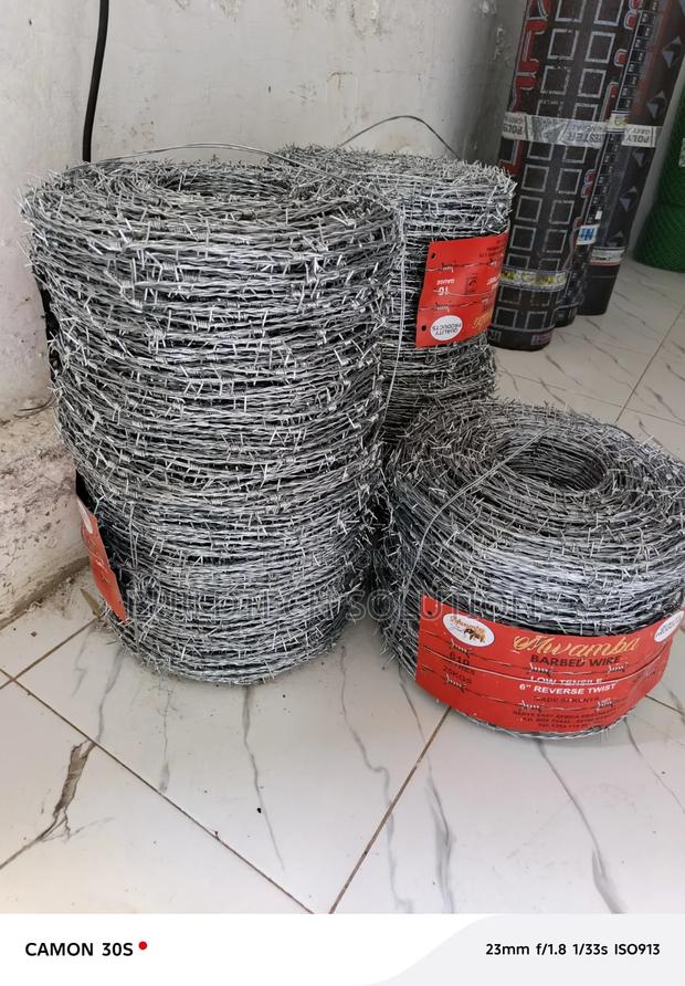 Barbed Wire Barbed Fence - thumbnail 2