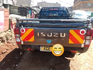 Isuzu D-MAX 2016 Brown