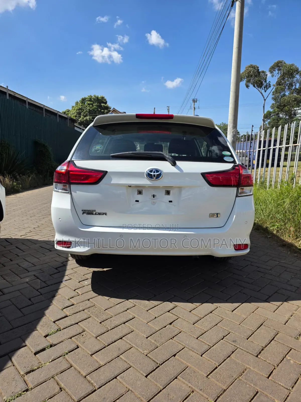 Toyota Corolla Fielder 2018 White
