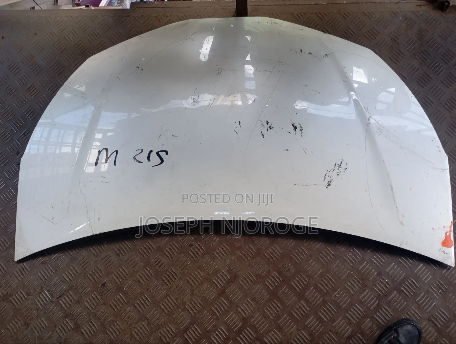 Vitz Juwella 2015 Bonnet