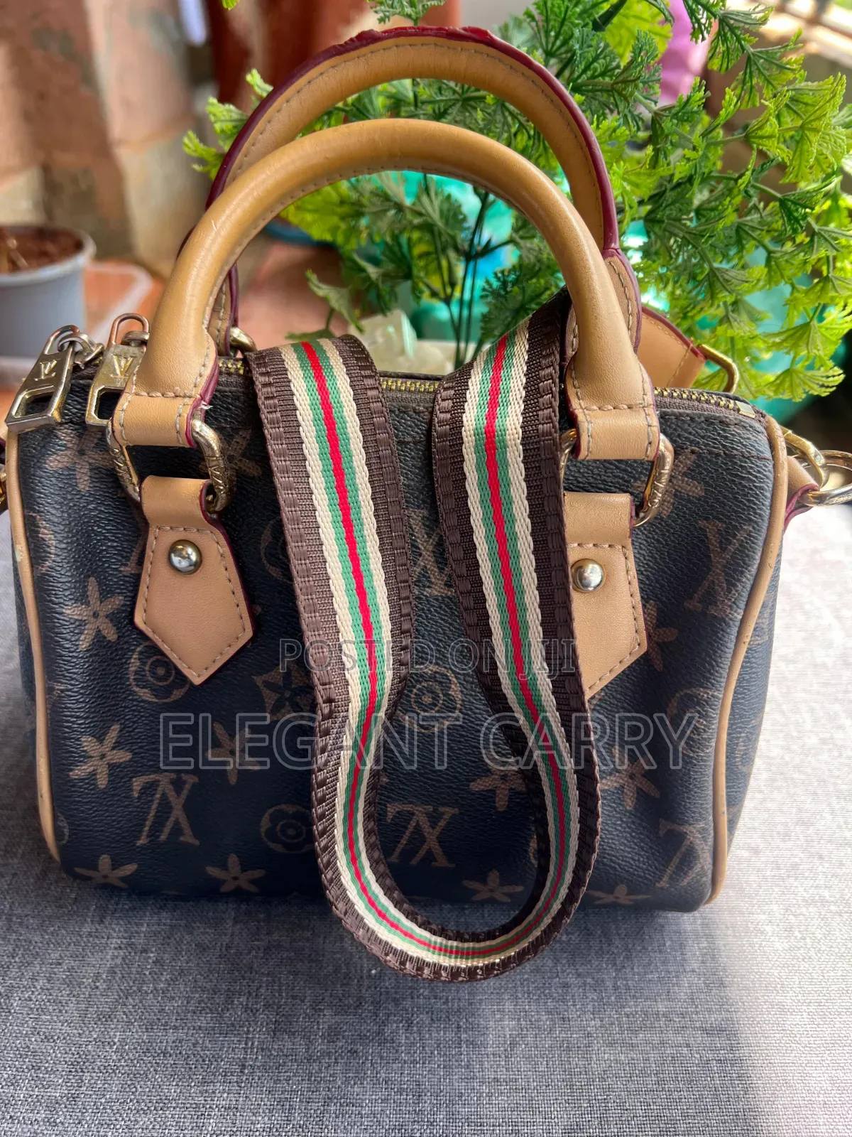 Ladies Handbags In Different Color,Type And Size