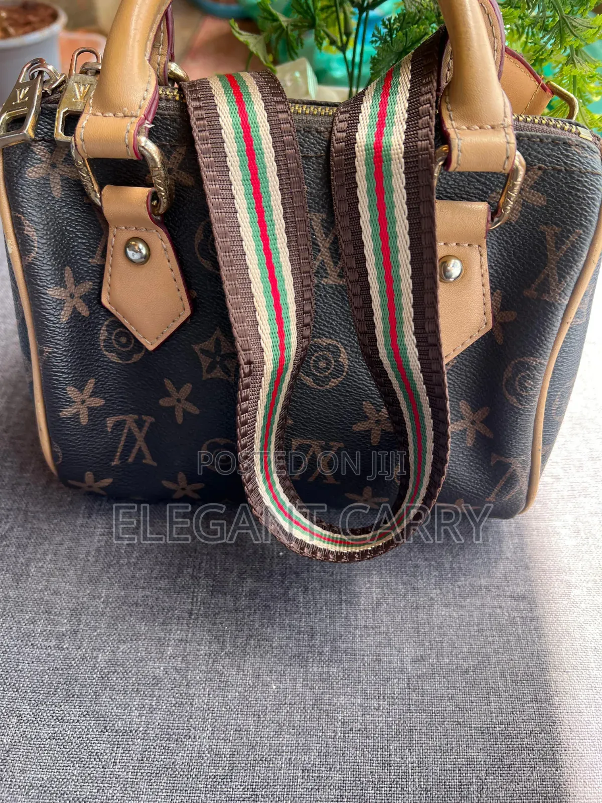 Ladies Handbags In Different Color,Type And Size