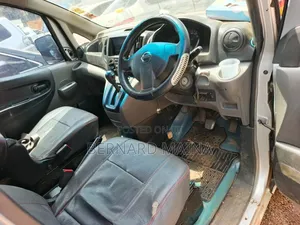 Nissan NV200 2010 Gray