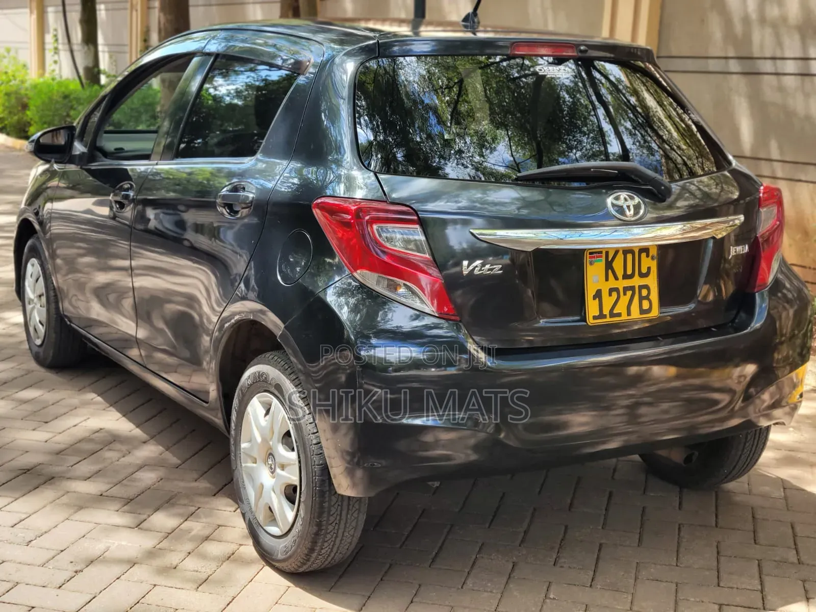 Toyota Vitz 2014 Black